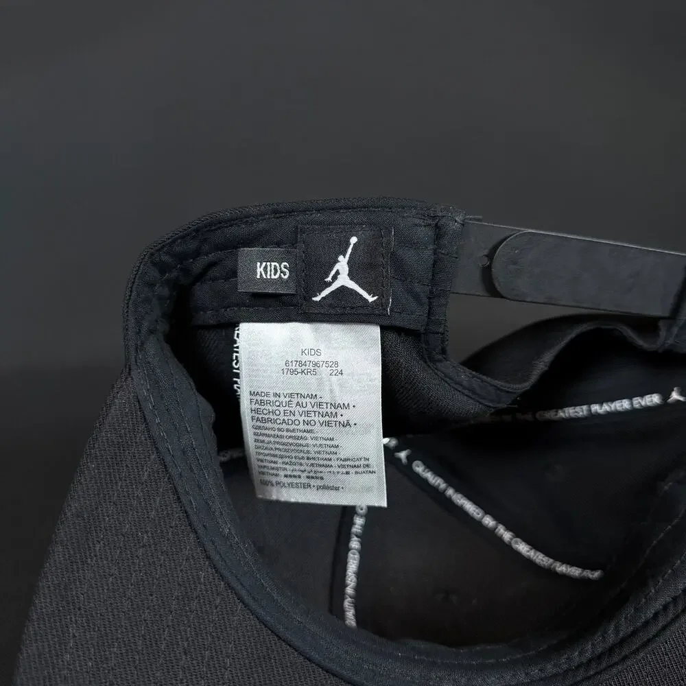 NWT KIDS (8-20) Air Jordan Pro Jumpman Classic Adjustable Cap Hat BLACK/RED